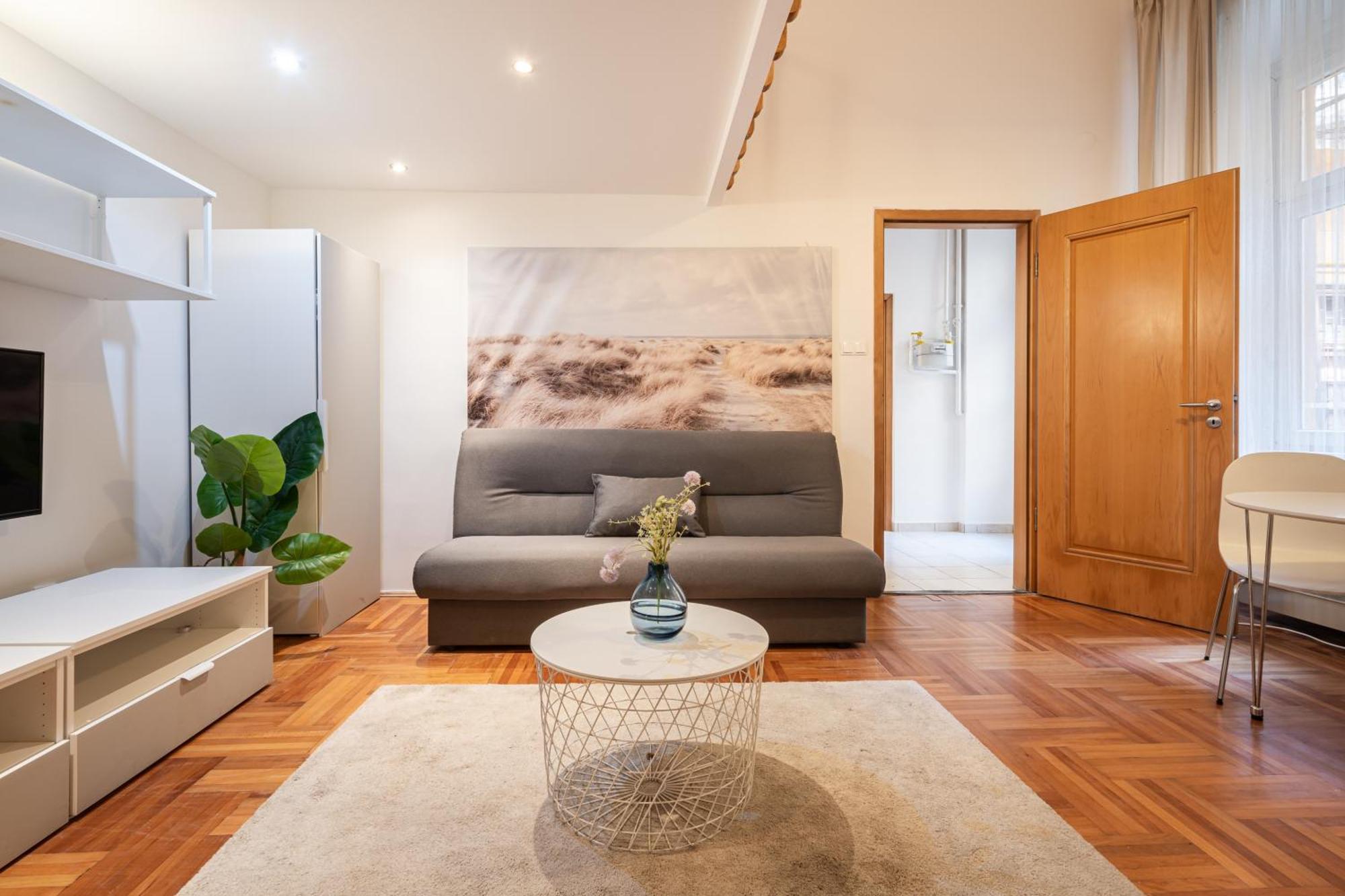 H9- Boutique Apartments, Best Location, By Bqa Boedapest Buitenkant foto
